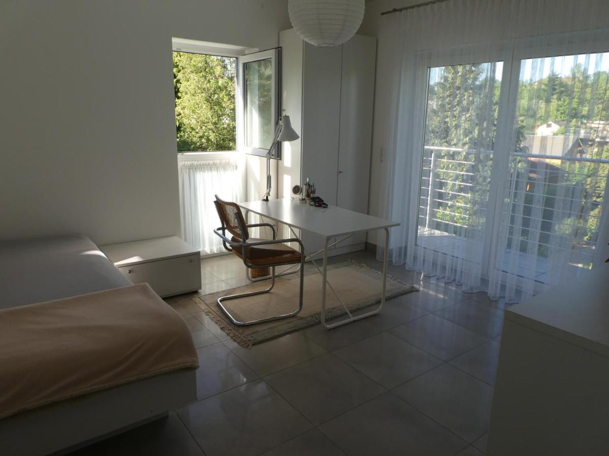 Grosszuegige,Zetrumsnahe Wohnung เดรสเดน ภายนอก รูปภาพ